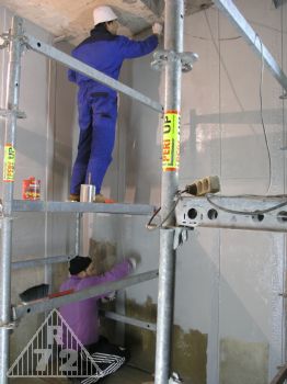 Čítala tři členy a jednoho poskoka a rozmíchávače barvy.