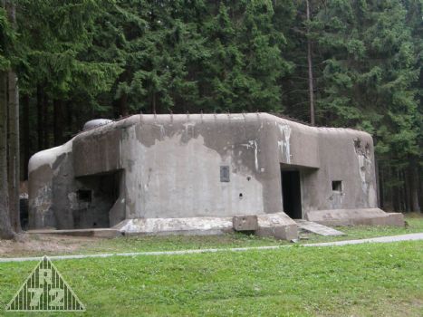 Celkový pohled na 72 s dokončenou horní částí krycího ucha - konec sezóny 2008.