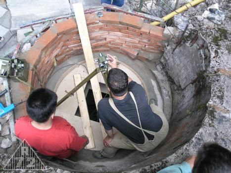 Nejdříve bylo třeba dle dostupných materiálů provést přesné zaměření střílen objektu.