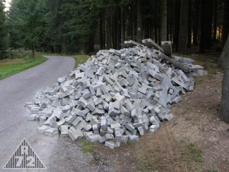 Nový přírůstek do záhozu po dovezení.