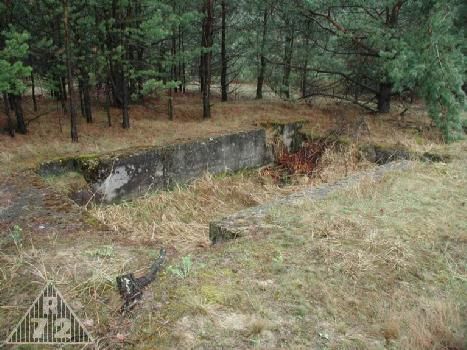 Střelnice v Hlbokém - palebné postavení na střelecké lince ve vzdálenosti 6100m od nulového bodu.