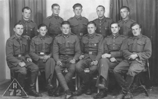 1938 - Příslušníci 19. hraničářského pluku, ženijní četa, která byla umístěna v Mladkově.